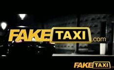 Taxi quente com loira mulher policia puta
