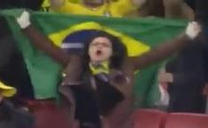 Casal viu o jogo do Brasil no maracana e depois o corno filma amigo comendo namorada