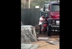 Flagra amador casal transando do lado do caminhão